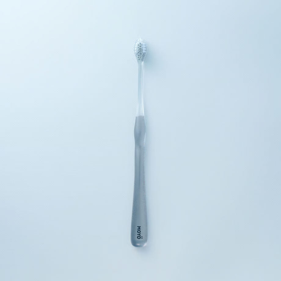 MOYÖ モヨウ TOOTHBRUSH 全6色 | 歯ブラシ クリアハンドル 歯科医師監修 薄型ヘッド 日本製